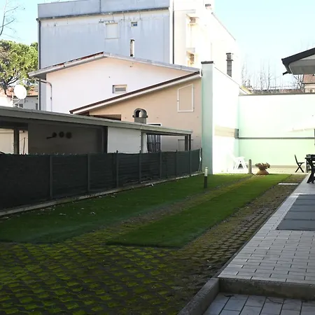 Rp04 - Cesenatico, Pentalocale Con Ampio Giardino Vicino Al Mare *